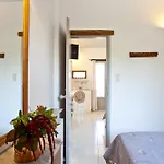 شقة Paros Apartments *