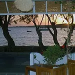 شقة Paros Apartments *
