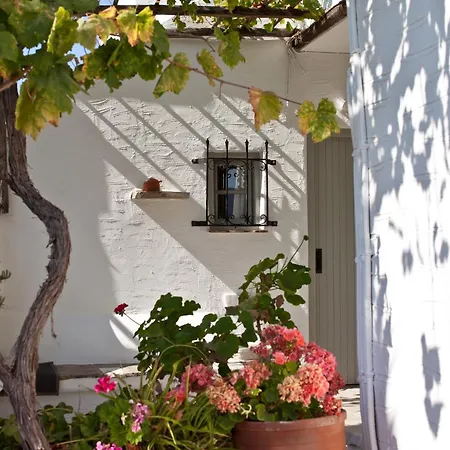 Paros Apartments شقة