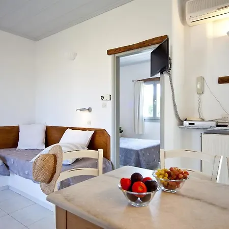 Appartamento Paros Apartments *