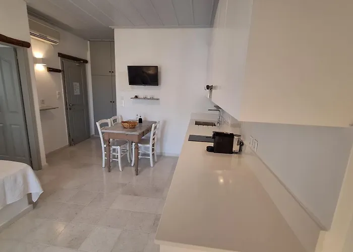 Paros Apartments Lejlighed *